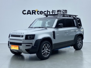 MY2022 Defender 110 P400 Black Edition