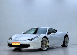 2011款 法拉利458 4.5L Italia