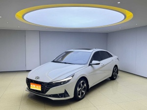 MY2022  Elantra (Gen3-4)  1.5L CVT LUX Luxury