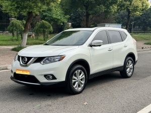 MY2015 X-TRAIL 2.0L CVT Comfort MAX 2WD