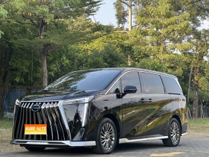2023款 传祺M8 宗师系列 双擎 御尊版