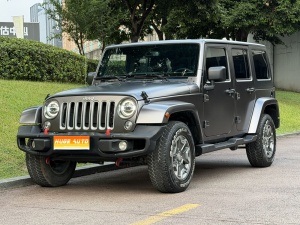 MY2017 Wrangler 3.0L 4-door Comfort Sahara