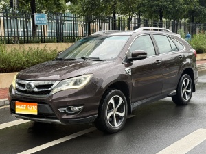 2015款 比亚迪S7 2.0T 自动尊贵型