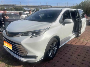MY2024 SIENNA 2.5L Hybrid Comfort