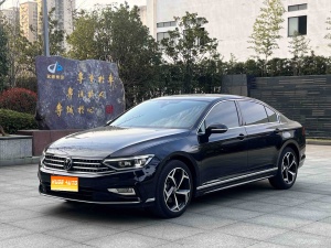 MY2023 Magotan 2 Million units Anniversary 330TSI DSG Luxury Version
