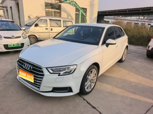 MY2019 Audi A3 Sportback 35 TFSI Advanced National VI