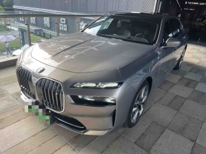 2023款 宝马i7 xDrive60L 豪华套装