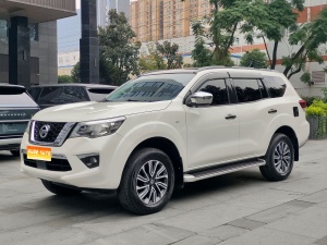 MY2018 Terra 2.5L AT 4WD Luxury Version 