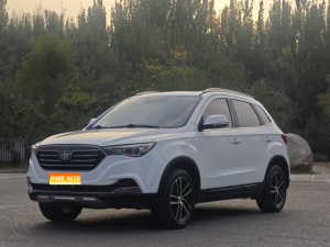 2017款 奔腾X40 1.6L 手动豪华型