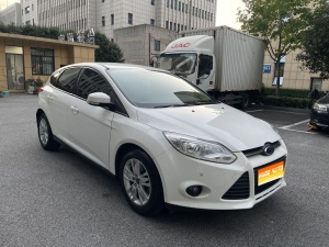 MY2012 Focus Hatchback 1.6L AT Comfort 