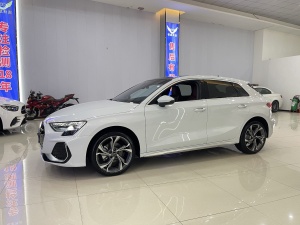 MY2026 AUDI A3 Sportback 35 TFSI Fly Distinguished