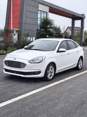MY2019 ESCORT Facelift 1.5L MT Qualified Version National VI