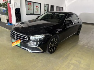 2023款 奔驰E级新能源 E 350 e L 插电式混合动力轿车