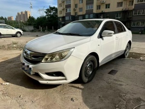 MY2015 Surui 1.5L MT Luxury