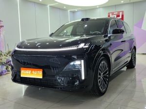 2025款 深蓝S09 四驱Ultra+ 高定版