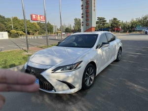 MY2018 Lexus ES 200 Excellence Version National V 