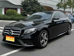 2017款 奔驰E级 E 300 L 运动豪华型