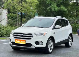 MY2017 Kuga EcoBoost 180 2WD Jump Version