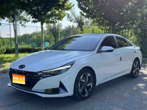 MY2022  Elantra (Gen3-4)  1.5L CVT LUX Luxury