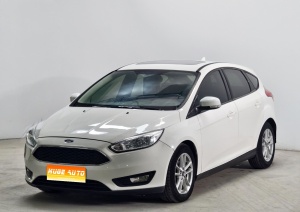 MY2018 Focus Hatchback Classic EcoBoost 125 AT Super Fashion Intelligent Version