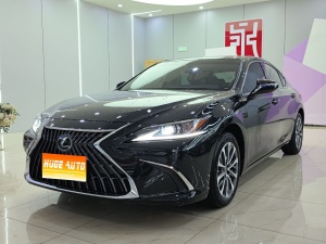 MY2023 LEXUS ES 200 Excellence Version