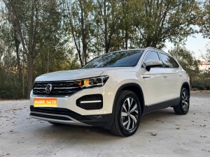 2022款 探岳 330TSI 两驱豪华智联版