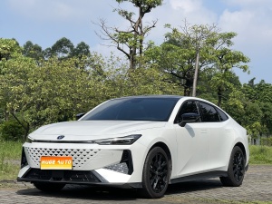 MY2024 Changan UNI-V 1.5T Distinguished Version