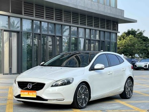 2015款 沃尔沃V40 1.6T 智逸版