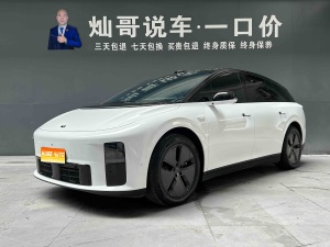 2025款 理想i6 两驱标准版
