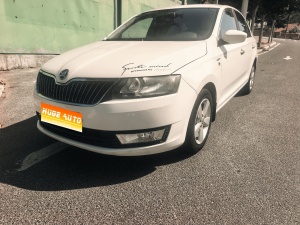 MY2013 Rapid 1.6L MT Intelligent Version