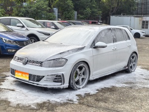 MY2015 Golf 1.4TSI AT Luxury Version 