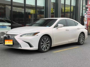 MY2020 Lexus ES 300h Hybrid Special Limited Edition 