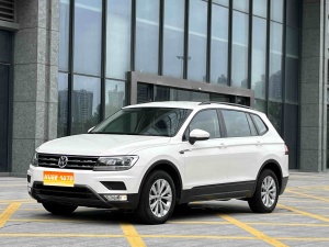 2017款 途观L 330TSI 自动两驱风尚版