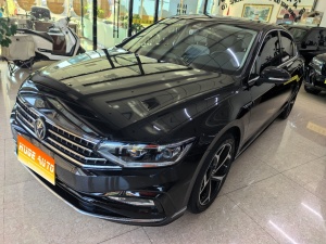 MY2023 Magotan 2 Million units Anniversary 330TSI DSG Luxury Version