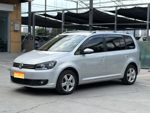 MY2011 Touran 1.4T DSG Supreme 5 seaters
