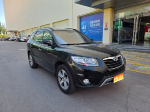 MY2012 SantaFe Classic 2.4 Supreme Version 7 Seaters 4WD 