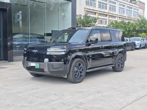 MY2025 Titanium 7 190KM 4WD Ultra