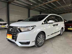 MY2024 ELYSION 2.0L e:HEV Luxury Version