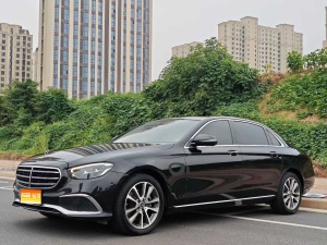 2022款 奔驰E级 E 260 L