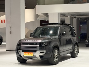 MY2023 Defender Facelift 110 3.0T P400 Black Edition