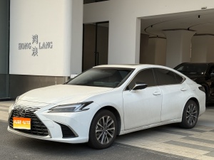 MY2025 Lexus ES 200 Premium
