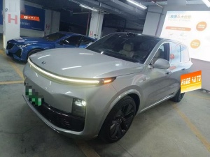 2022款 理想L9 Max