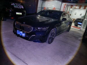 MY2025 BMW 5 Series 525Li M Sport kit
