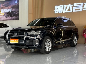 2018款 奥迪Q7 40 TFSI 舒适型