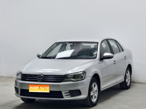 MY2013  Bora  1.6L  MT  Fashion