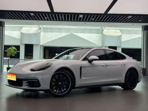 MY2018 Panamera NEV Panamera 4 E-Hybrid 2.9T