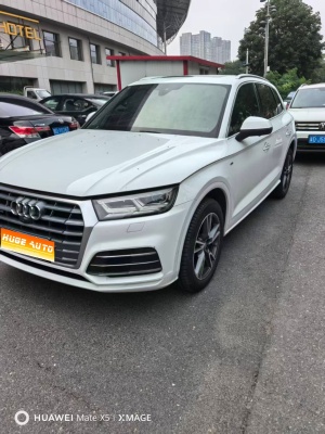 MY2018 Audi Q5L 40 TFSI Honor Fashion Version National VI