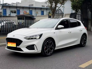 MY2020 Focus Hatchback EcoBoost 180 AT ST Line