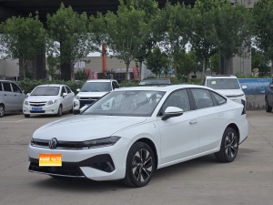2026款 速腾 L 300TSI DSG 精英型