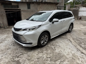 MY2023 SIENNA 2.5L Hybrid  Comfort